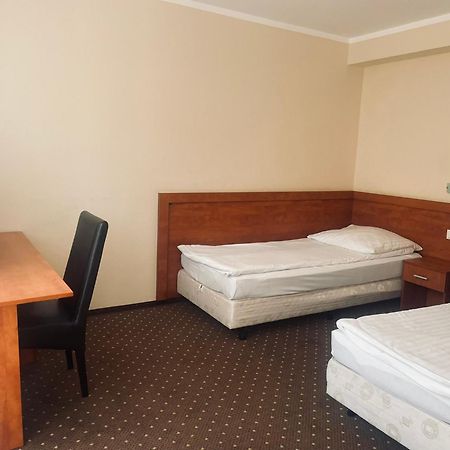 Papaver Hotel Слесин Экстерьер фото
