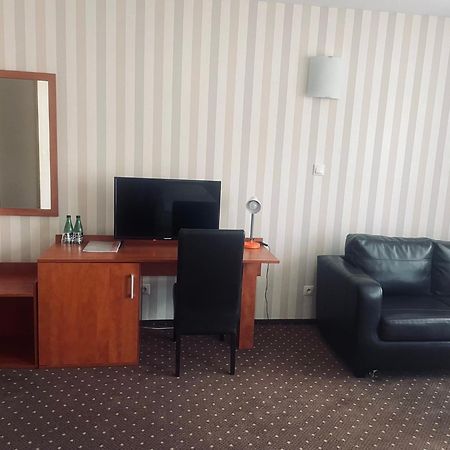 Papaver Hotel Слесин Экстерьер фото