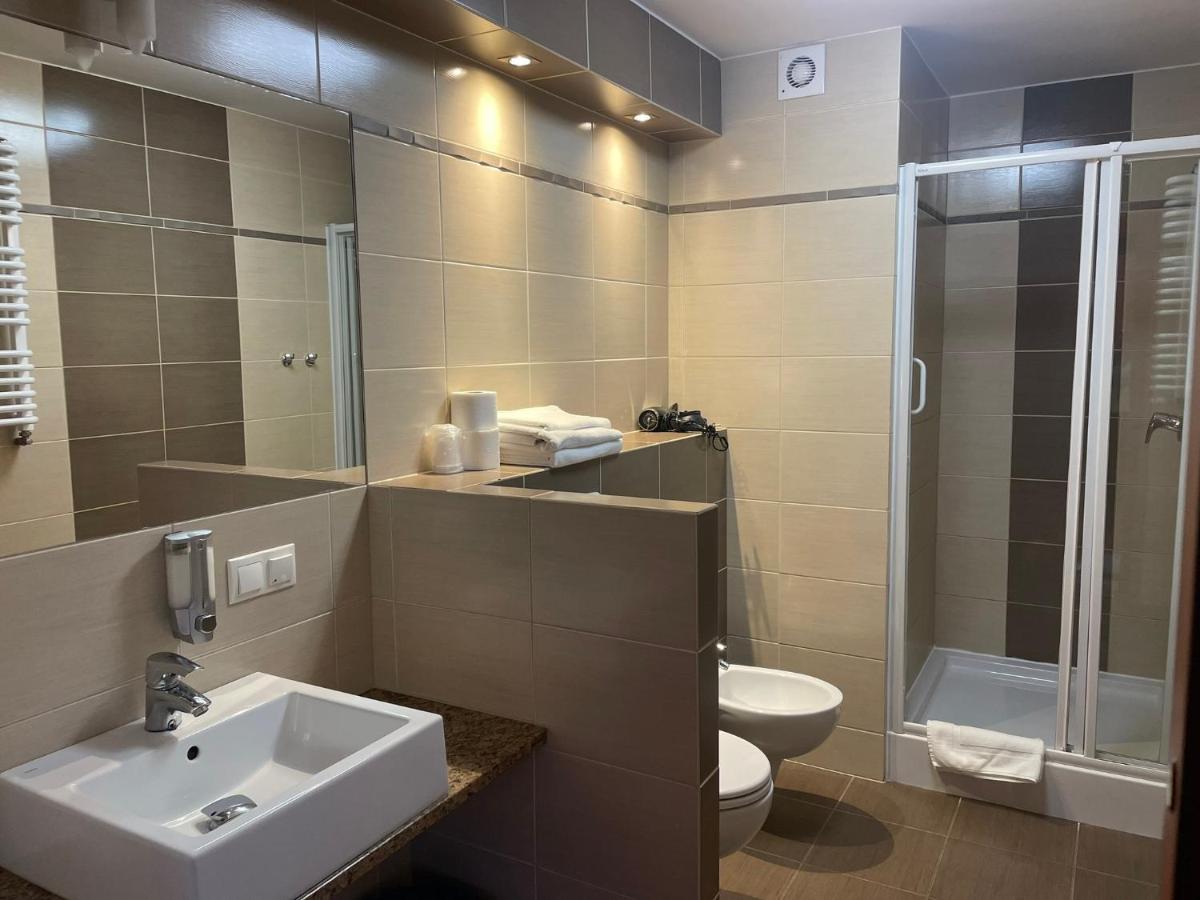 Papaver Hotel Слесин Экстерьер фото
